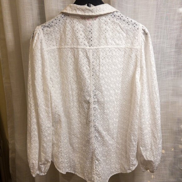 Lilly Pulitzer Eyelet Button Down Blouse XL | Coastal Resort Spring Top - Picture 12 of 12